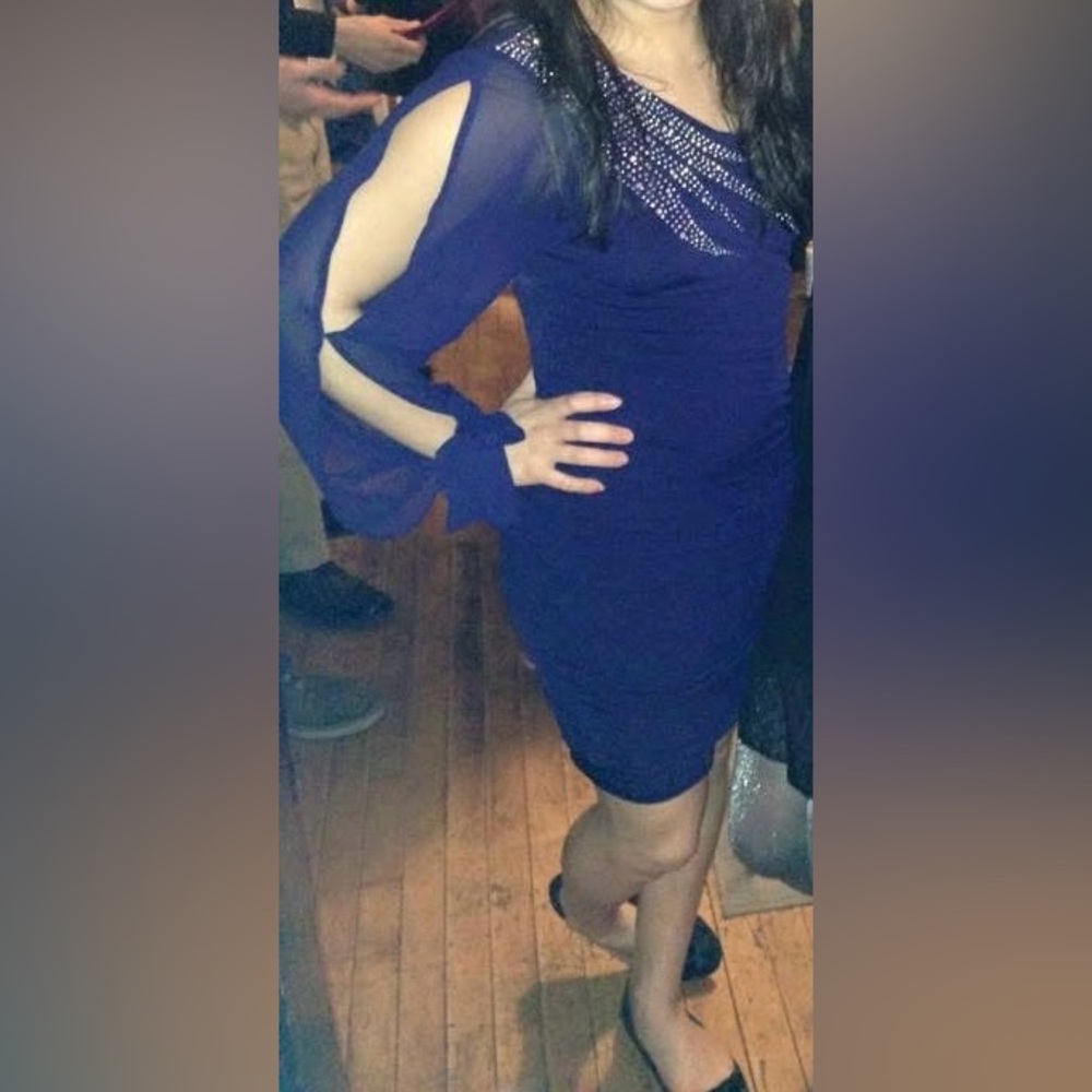 One Shoulder Ruched Dress - Picture 4 of 5